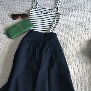 Theory navy blue skirt size 4